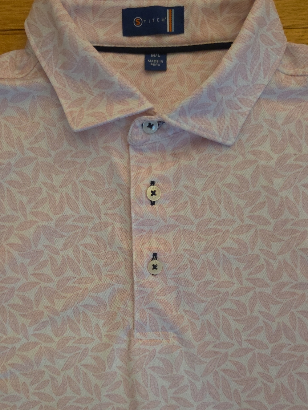 STITCH Golf Men's Pink White Leaf Polo Shirt Size M/L Chubb Sleeve Logo, NWOT